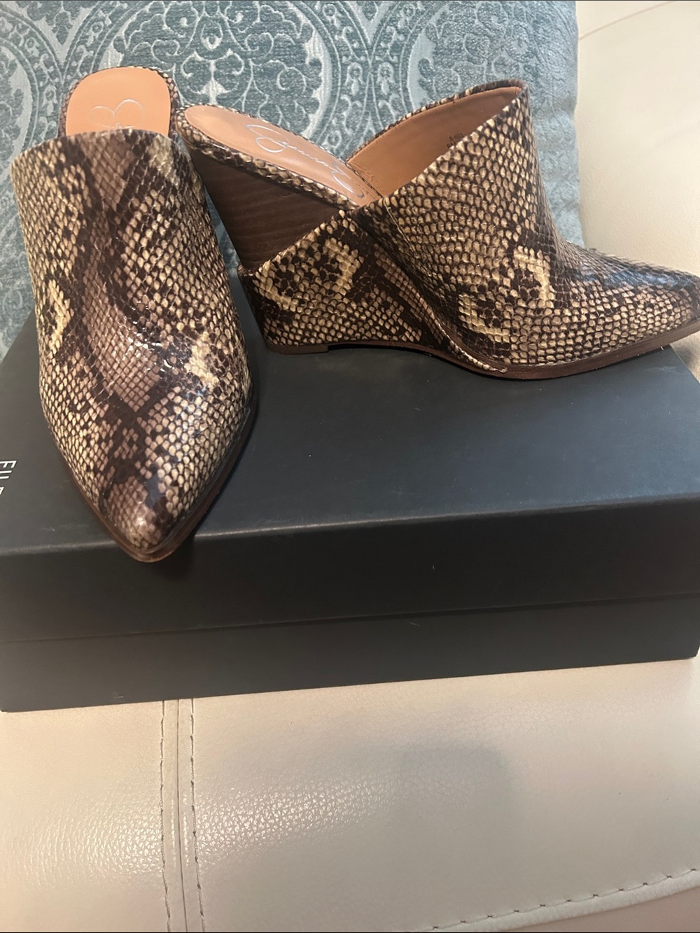 Jessica Simpson Mules